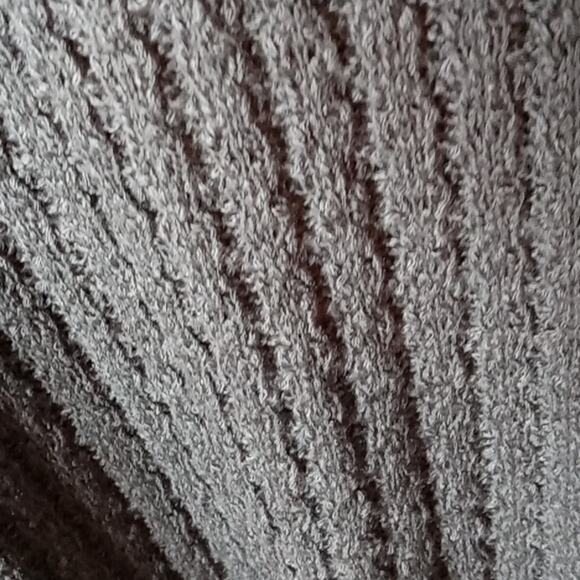 Loveriche women's size Small gray knitted dress. - Picture 3 of 8